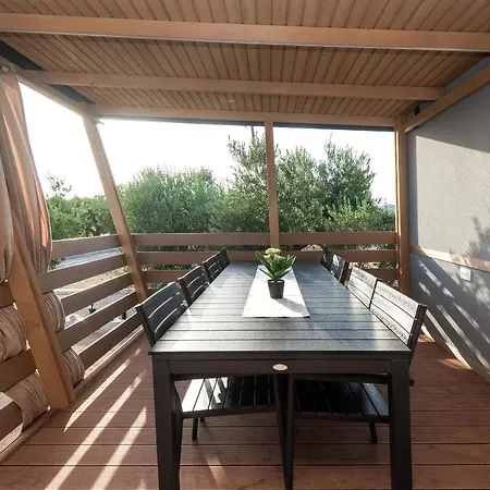 Holiday home Mobile Banovi Dvori Iv
