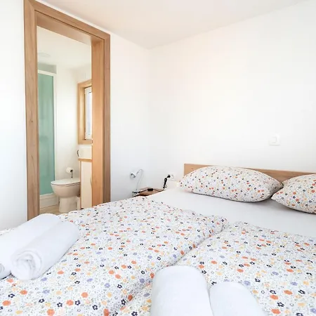 Mobile Banovi Dvori Iv * 티스노