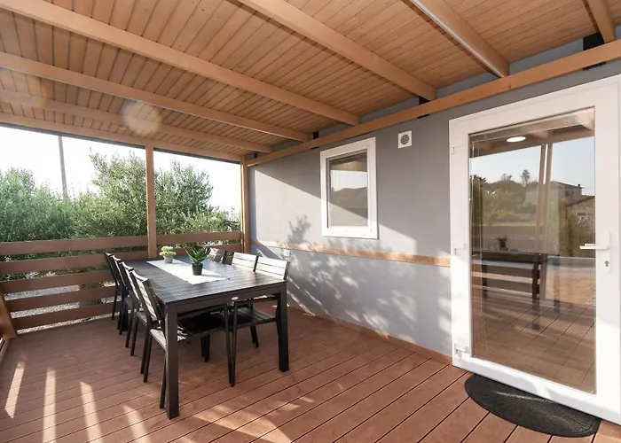 Mobile Banovi Dvori Iv Vakantiehuis