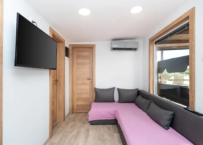 Mobile Banovi Dvori Iv