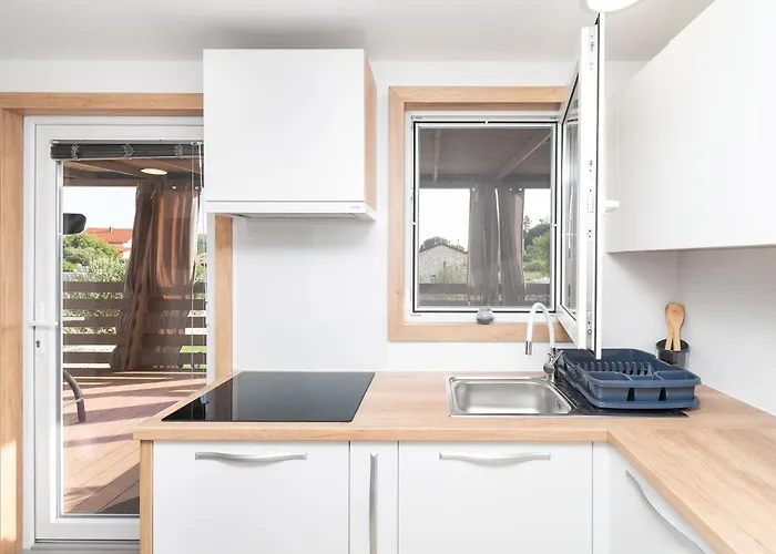 Vakantiehuis Mobile Banovi Dvori Iv Tisno